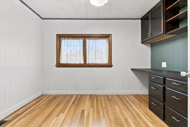 814 Lynnfield Street, Lynnfield, MA 01940