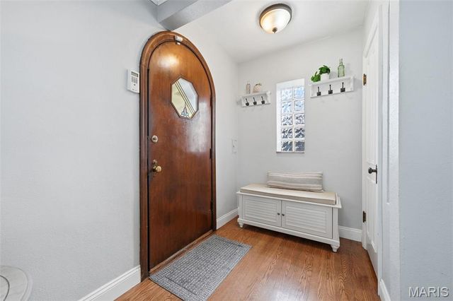 5701 Tholozan Avenue, St Louis, MO 63109