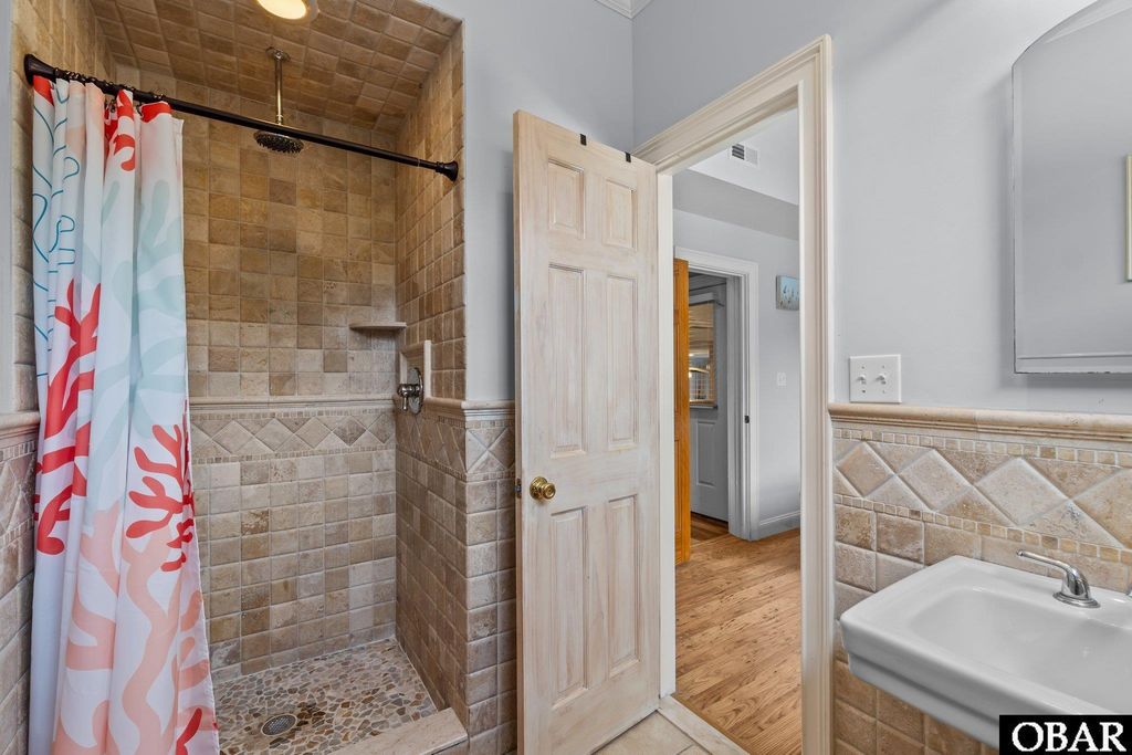 Image 13 of property listing at 41622 Starboard Drive Lot 1203, Avon, NC 27915