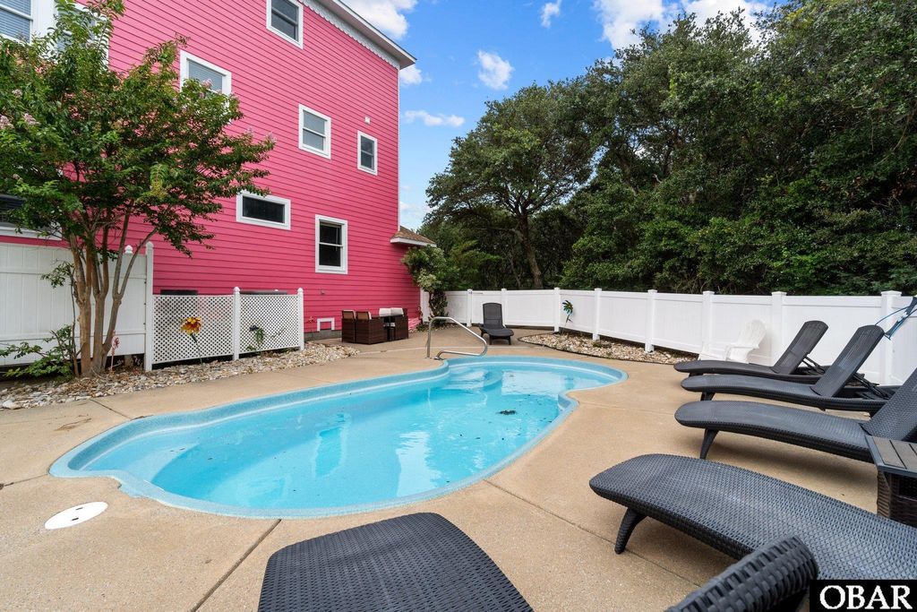 Image 3 of property listing at 41622 Starboard Drive Lot 1203, Avon, NC 27915