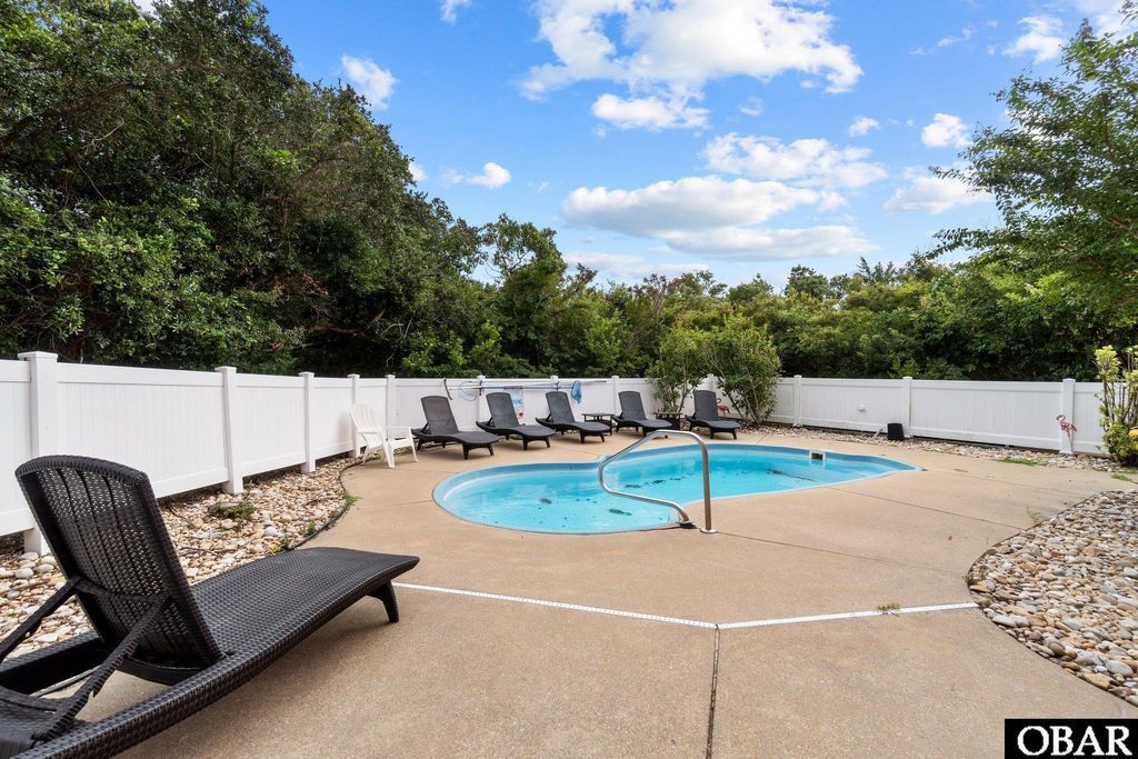 Image 38 of property listing at 41622 Starboard Drive Lot 1203, Avon, NC 27915