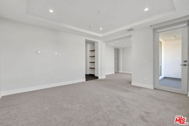 460 N Palm Drive 204, Beverly Hills, CA 90210