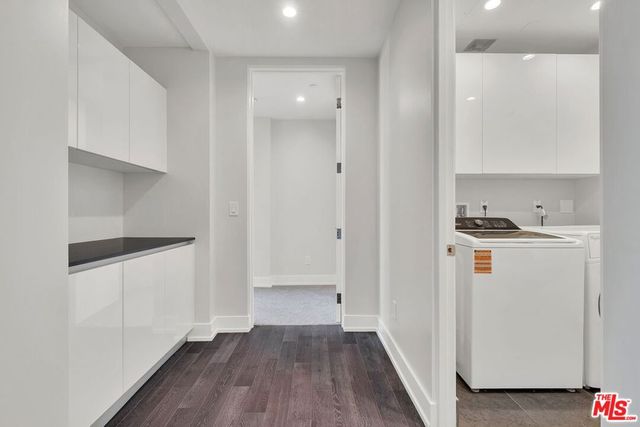 460 N Palm Drive 204, Beverly Hills, CA 90210