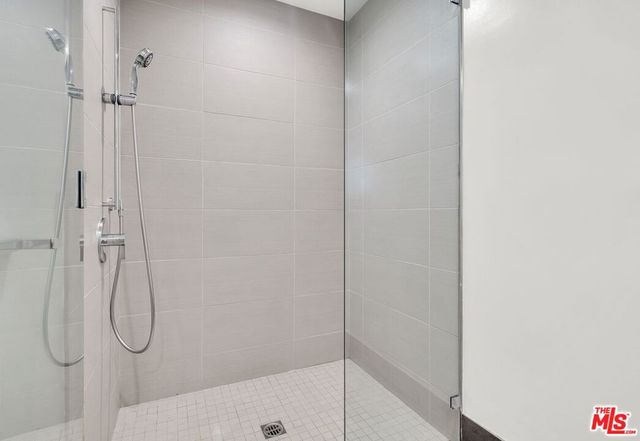 460 N Palm Drive 204, Beverly Hills, CA 90210