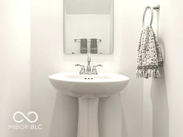 6410 Hawthorne Drive, Mccordsville, IN 46055