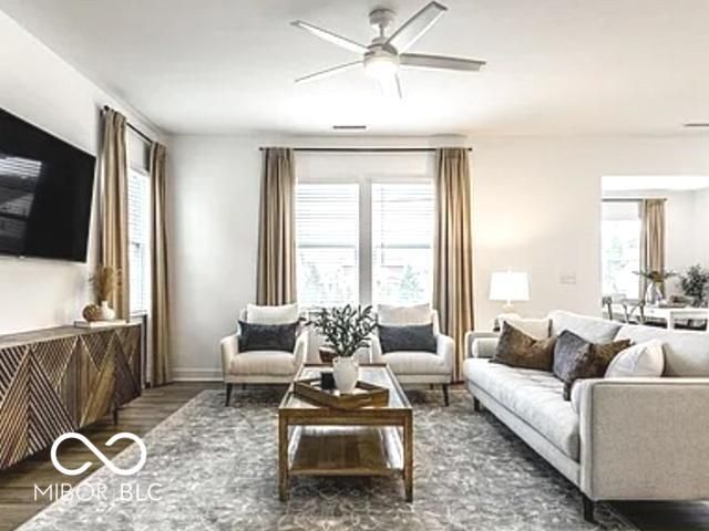 6410 Hawthorne Drive, Mccordsville, IN 46055