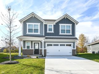 6410 Hawthorne Drive, Mccordsville, IN 46055