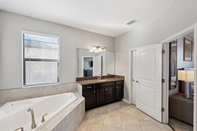 9928 IVORY DRIVE, Ruskin, FL 33573