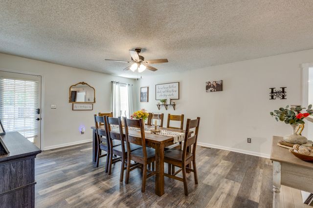 102 Copeland Dr, Mount Pleasant, TN 38474