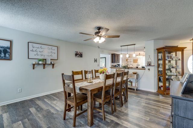 102 Copeland Dr, Mount Pleasant, TN 38474