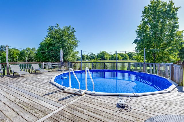 102 Copeland Dr, Mount Pleasant, TN 38474