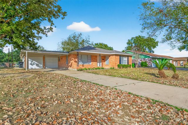 1411 Mimosa Lane, Rosenberg, TX 77471