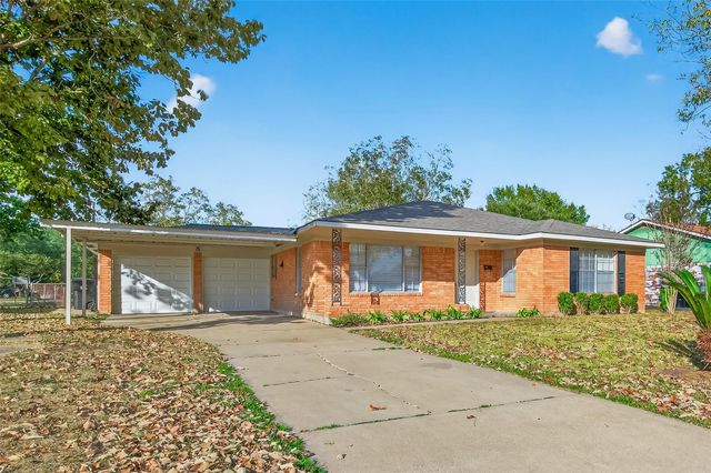 1411 Mimosa Lane, Rosenberg, TX 77471