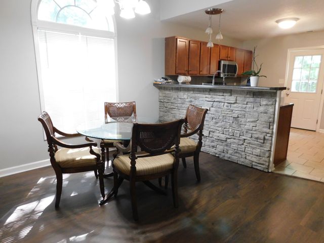 1182 Long Hollow Pike Apt G4, Gallatin, TN 37066