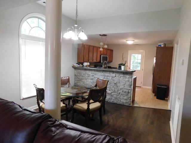 1182 Long Hollow Pike Apt G4, Gallatin, TN 37066