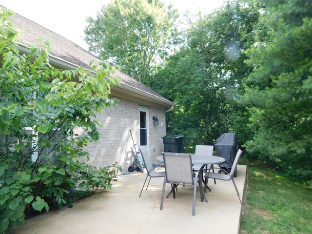 1182 Long Hollow Pike Apt G4, Gallatin, TN 37066