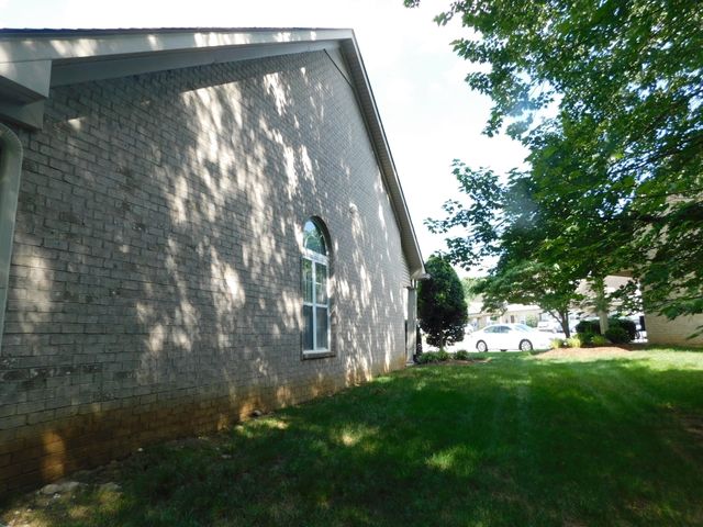 1182 Long Hollow Pike Apt G4, Gallatin, TN 37066
