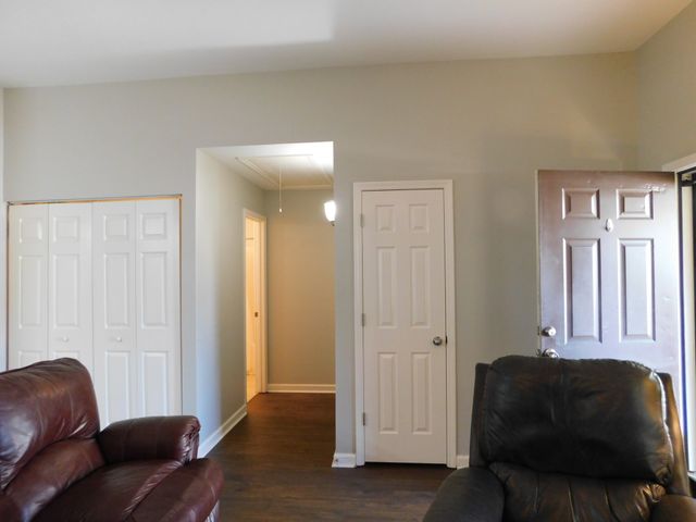 1182 Long Hollow Pike Apt G4, Gallatin, TN 37066
