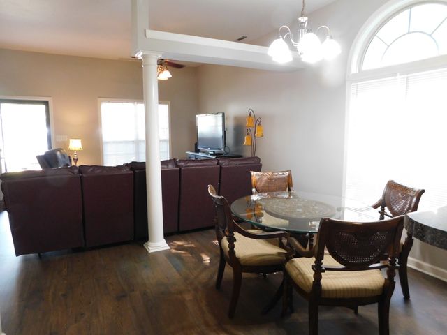 1182 Long Hollow Pike Apt G4, Gallatin, TN 37066