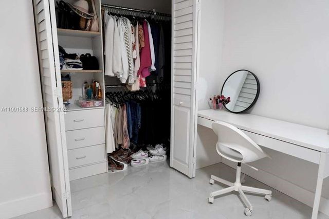 1213 NW 6th Ave, Fort Lauderdale, FL 33311