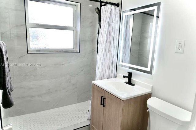 1213 NW 6th Ave, Fort Lauderdale, FL 33311