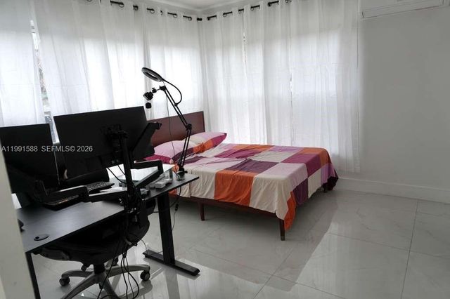 1213 NW 6th Ave, Fort Lauderdale, FL 33311