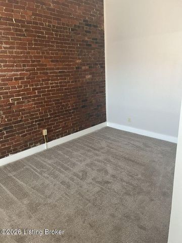 1009 S 3rd St 302, Louisville, KY 40203