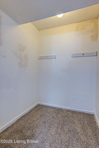 7074 Wildwood Cir APT 162, Louisville, KY 40291