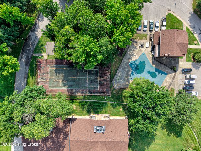 7074 Wildwood Cir APT 162, Louisville, KY 40291