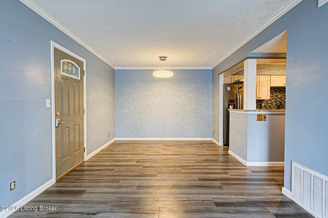 7074 Wildwood Cir APT 162, Louisville, KY 40291