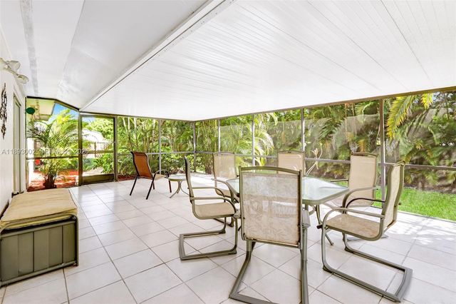 18045 SW 87th Court, Palmetto Bay, FL 33157