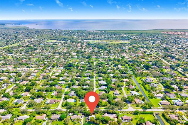 18045 SW 87th Court, Palmetto Bay, FL 33157