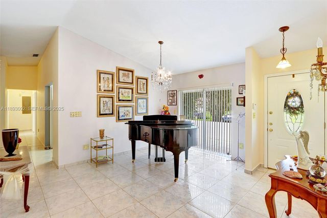 18045 SW 87th Court, Palmetto Bay, FL 33157