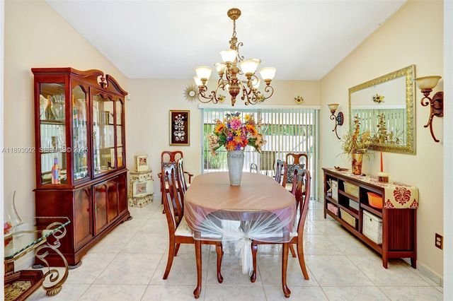 18045 SW 87th Court, Palmetto Bay, FL 33157