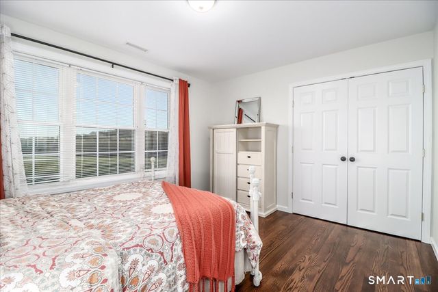 100 Hawthorne Lane, New Milford, CT 06776