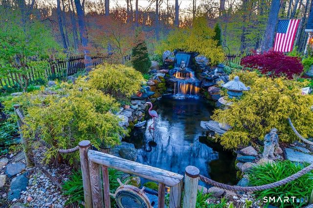 100 Hawthorne Lane, New Milford, CT 06776