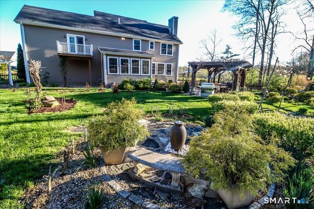 100 Hawthorne Lane, New Milford, CT 06776