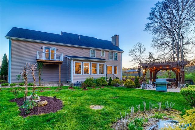 100 Hawthorne Lane, New Milford, CT 06776