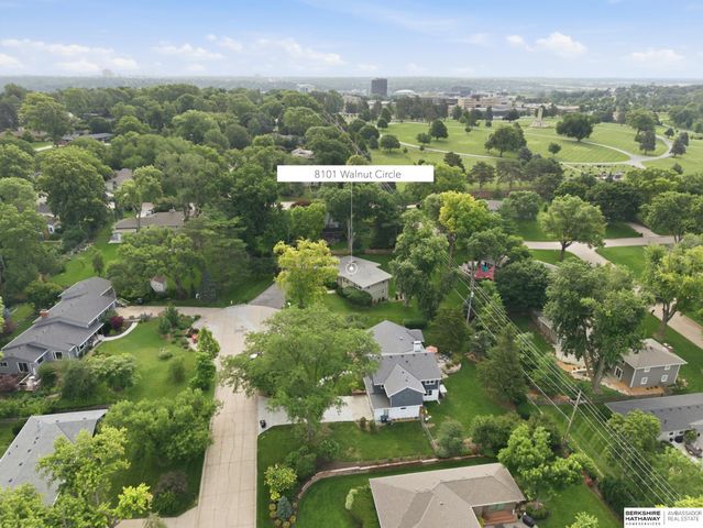 8101 Walnut Circle, Omaha, NE 68124