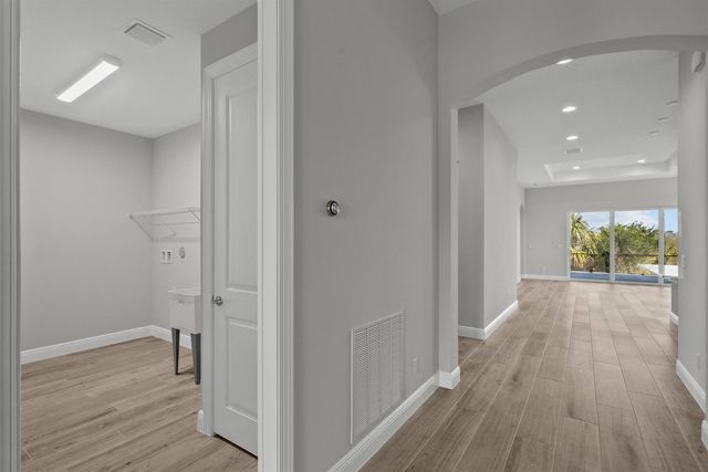 12501 SW Sunrise Lk Terrace, Port St. Lucie, FL 34987