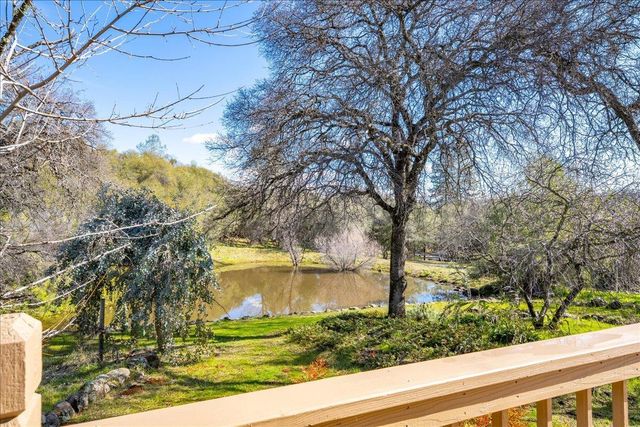 13936 Oak Ridge Rd, Penn Valley, CA 95946