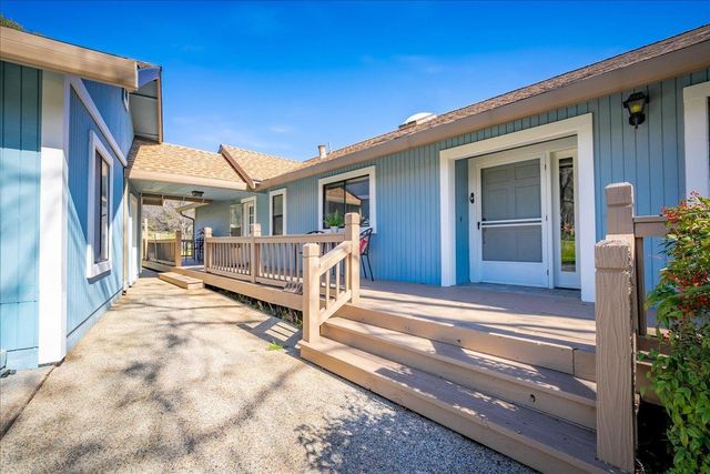 13936 Oak Ridge Rd, Penn Valley, CA 95946