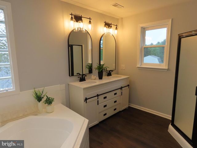 53 BUCKWHEAT RUN RD, North East, MD 21901