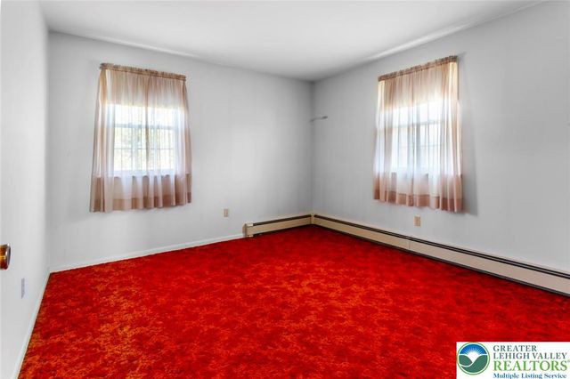 919 Breidinger Road, Plainfield Twp, PA 18064