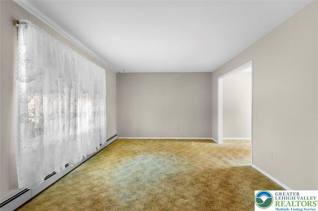 919 Breidinger Road, Plainfield Twp, PA 18064