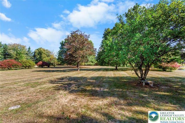 919 Breidinger Road, Plainfield Twp, PA 18064