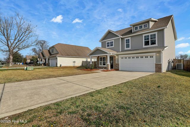 106 S Onslow Street, Richlands, NC 28574