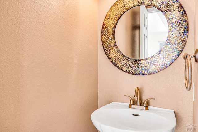 27 Trent Court, Pueblo, CO 81005