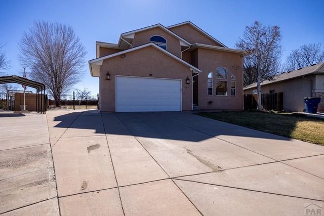 27 Trent Court, Pueblo, CO 81005