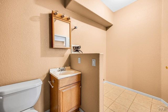 27 Trent Court, Pueblo, CO 81005